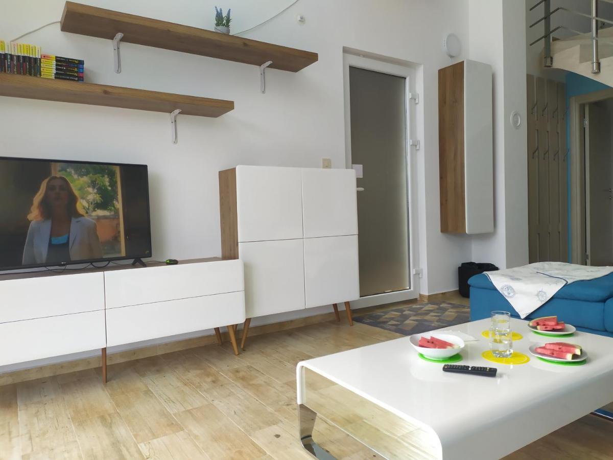 Aurora House Duplex Διαμέρισμα Njivice Εξωτερικό φωτογραφία